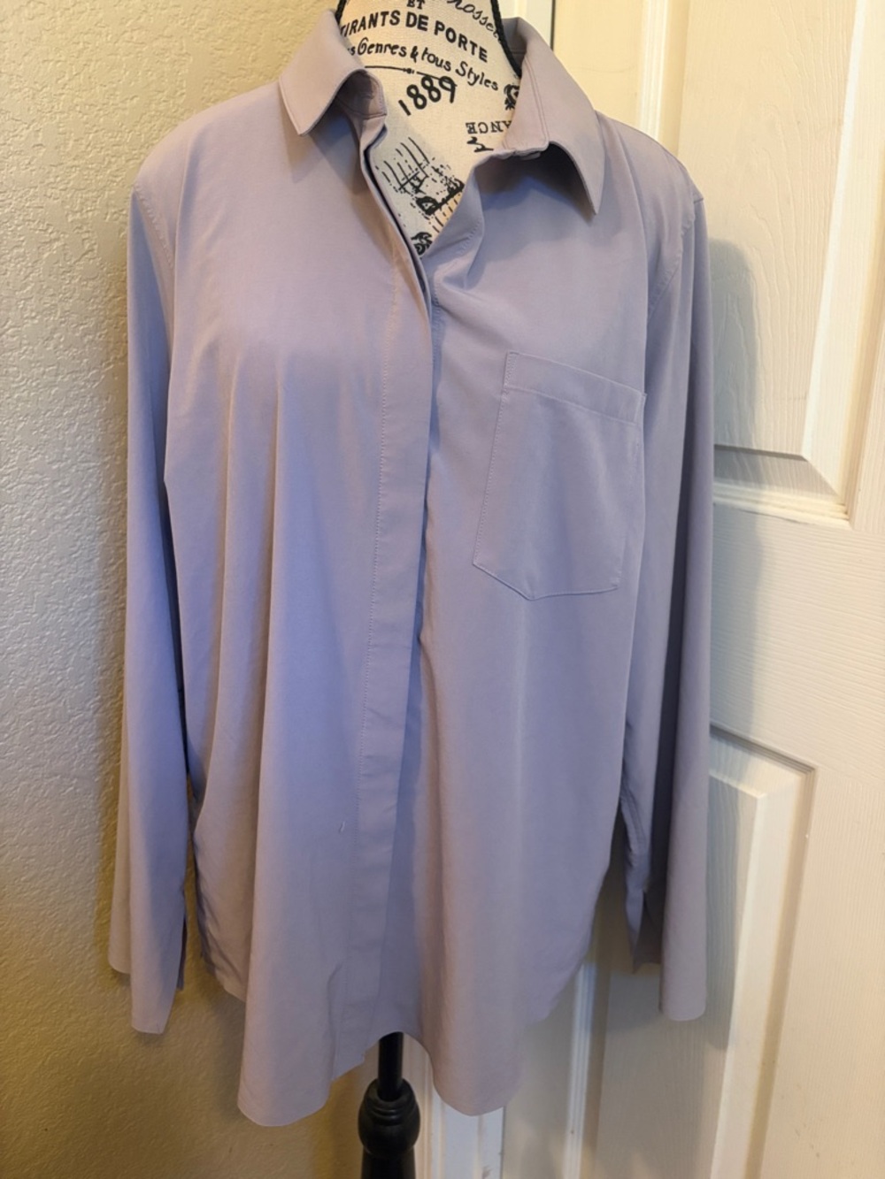 Athleta Lavender Button-Down Women's Shirt